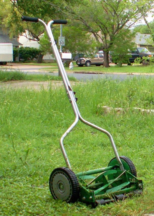 Manual push mower 21 inches